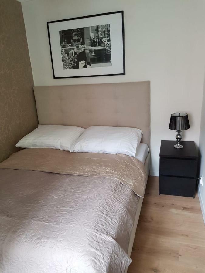 Apartament Okrzei Kłodzko Buitenkant foto